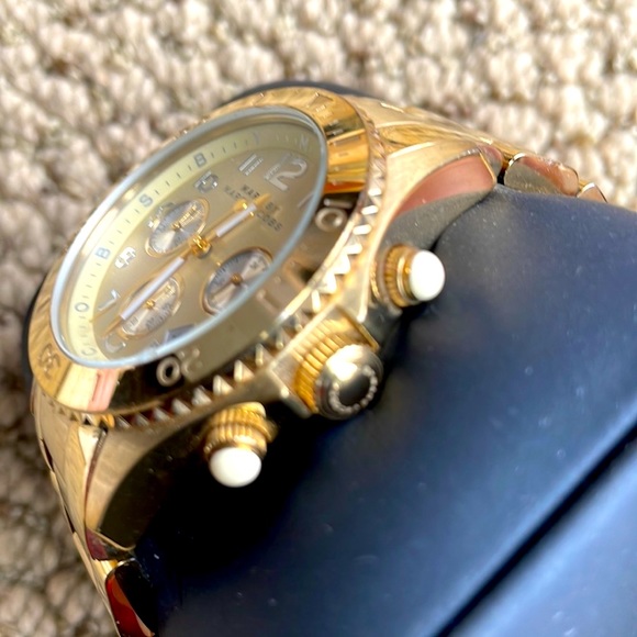 Marc Jacobs gold stainless steel chronograph watch - Picture 6 of 8